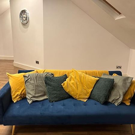 Peaceful 2-Bedroom Haven 彼得伯勒 外观 照片
